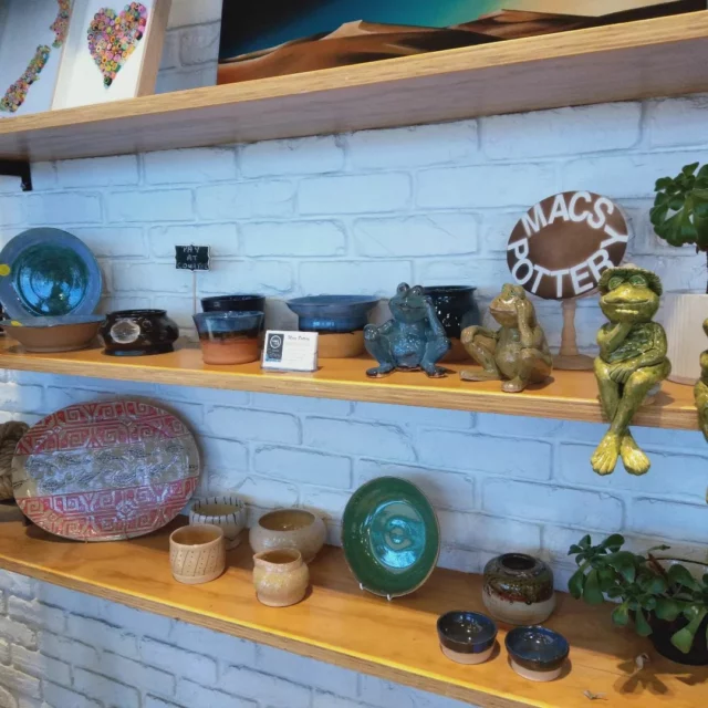 Morning everyone, I have just added some more pieces to my display at Double Teaspoons in the Papamoa Plaza. So come on down for a coffee and browse some of the great items in stock. Remember it is only 3 months now till Christmas.  Have a great day everyone.